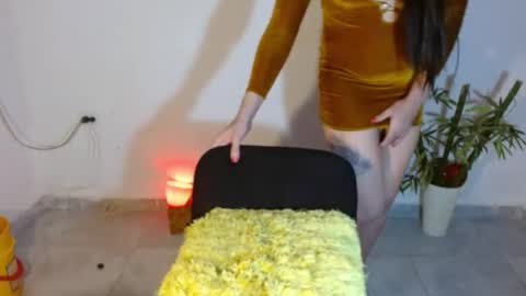 camilaparrisx online show from 07-01-26, 01:51