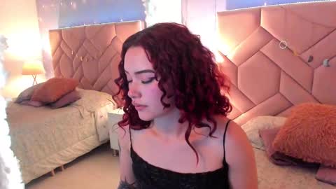 Snapshot of camilarivers chatting on 12-13-24, 06:27 Camila online show from 12-13-24, 06:27