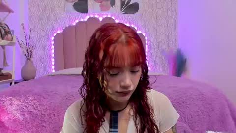 Snapshot of camilarivers chatting on 03-11-25, 12:06 Camila online show from 03-11-25, 12:06