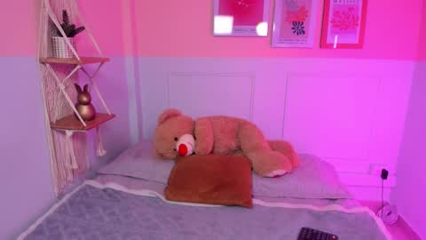 Camila  online show from 02-13-26, 04:19