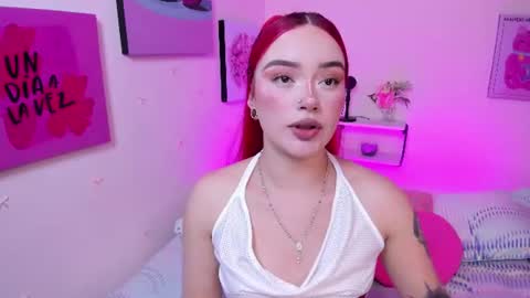 Snapshot of camilarivers chatting on 07-18-26, 07:39 Camila online show from 07-18-26, 07:39