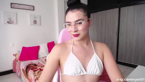 Snapshot of camilaryan chatting on 02-12-25, 06:09 X IGcamiryan01 online show from 02-12-25, 06:09