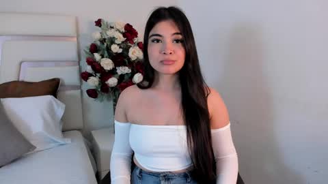 Camila online show from 03-04-25, 08:27