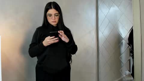 Camila online show from 09-17-25, 07:26