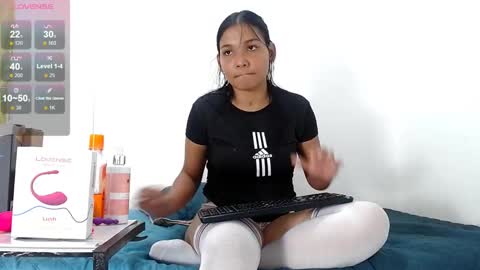 Camila online show from 12-15-24, 04:04