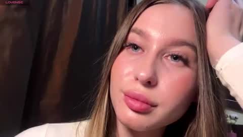 Snapshot of camilermon chatting on 03-11-26, 01:28 Miki online show from 03-11-26, 01:28