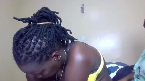 Snapshot of camilla_bby chatting on 03-14-26, 09:20 Camilla online show from 03-14-26, 09:20