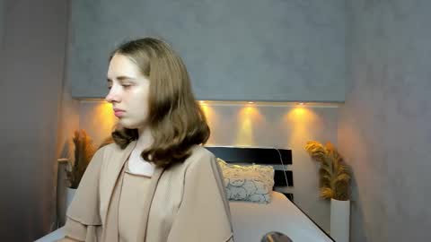 Camilla online show from 09-11-25, 12:11