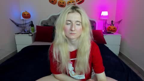 camilladreamer online show from 10-22-25, 02:50