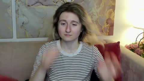 Snapshot of camilladreamer chatting on 05-01-26, 07:18 camilladreamer online show from 05-01-26, 07:18
