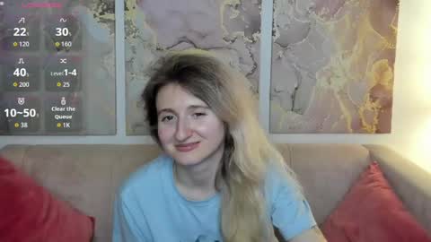 Snapshot of camilladreamer chatting on 05-11-26, 04:04 camilladreamer online show from 05-11-26, 04:04