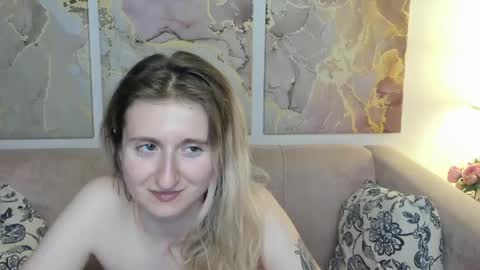Snapshot of camilladreamer chatting on 05-16-26, 12:40 camilladreamer online show from 05-16-26, 12:40