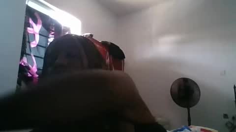 Snapshot of camillasoofine chatting on 06-14-26, 12:18 camillasoofine online show from 06-14-26, 12:18