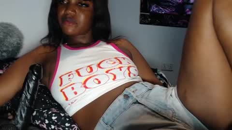camillasoofine online show from 07-30-26, 05:45