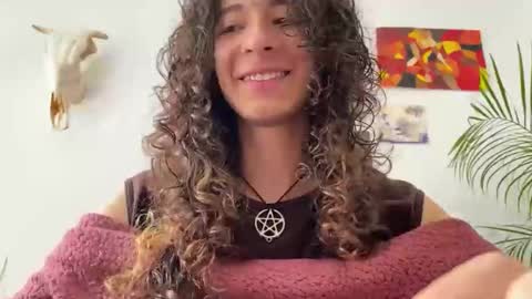 Snapshot of camille_delrey chatting on 11-04-25, 04:06 Camille online show from 11-04-25, 04:06