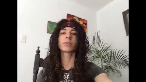 Snapshot of camille_delrey chatting on 11-07-25, 06:19 Camille online show from 11-07-25, 06:19