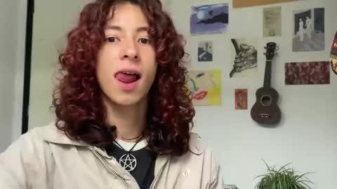 Snapshot of camille_delrey chatting on 02-24-26, 02:26 Camille online show from 02-24-26, 02:26