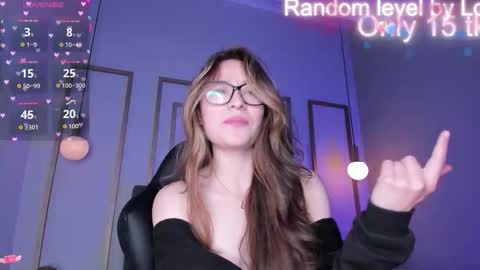 Snapshot of camille_eyes chatting on 11-18-25, 08:46 camille online show from 11-18-25, 08:46