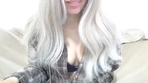 CamilleBunny online show from 04-25-26, 02:58