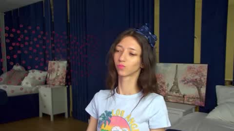 camillewhite online show from 03-27-26, 05:24