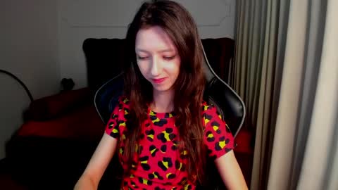 camillewhite online show from 04-01-26, 05:19