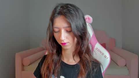 camillewhite online show from 04-03-26, 05:16