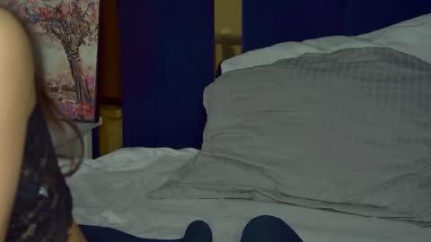 camillewhite online show from 04-11-26, 07:45