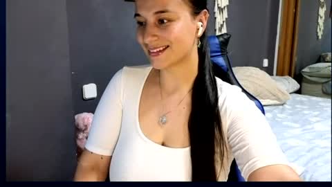 Camila and Camilo online show from 07-13-26, 09:17