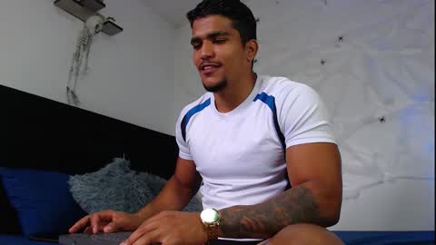 Snapshot of camilo_contre21 chatting on 10-22-25, 06:29 camilo_contre21 online show from 10-22-25, 06:29