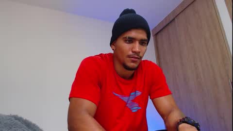 Snapshot of camilo_contre21 chatting on 11-04-25, 07:24 camilo_contre21 online show from 11-04-25, 07:24