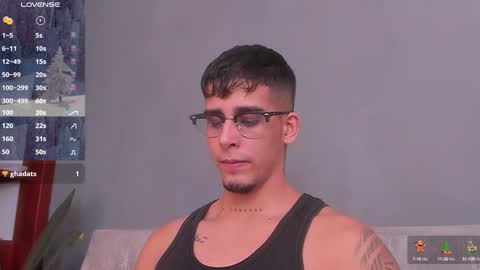 Snapshot of camilo_ospina_ chatting on 12-11-24, 03:35 INDEPENDENT MODEL online show from 12-11-24, 03:35