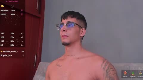 Snapshot of camilo_ospina_ chatting on 12-20-24, 05:47 INDEPENDENT MODEL online show from 12-20-24, 05:47
