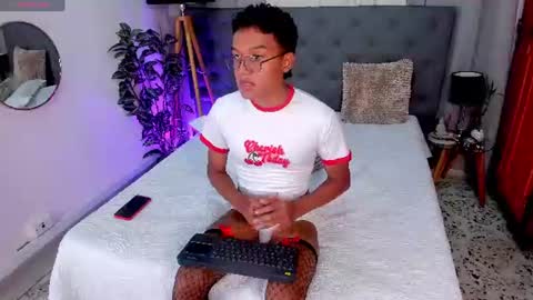 camilo_santoss online show from 07-03-26, 12:44