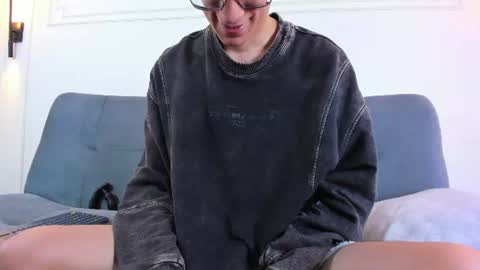 Snapshot of camilo_stark chatting on 06-13-26, 03:59 Camilo online show from 06-13-26, 03:59
