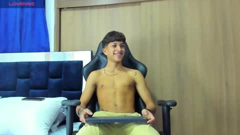 Camilo Bass online show from 01-28-25, 01:39