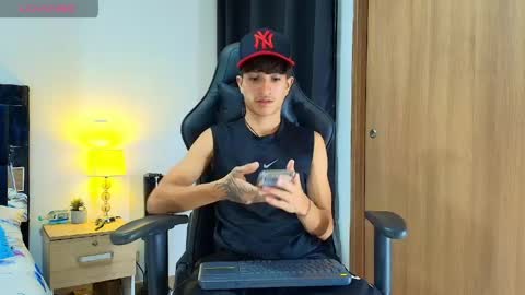 Snapshot of camilobass_ chatting on 05-13-26, 01:14 Camilo Bass online show from 05-13-26, 01:14