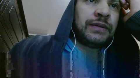 Snapshot of camiloking17 chatting on 01-23-25, 07:22 camilo online show from 01-23-25, 07:22