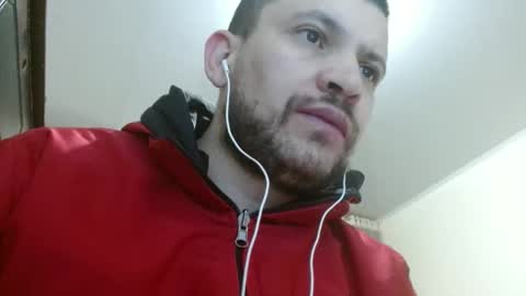 Snapshot of camiloking17 chatting on 01-25-25, 08:42 camilo online show from 01-25-25, 08:42