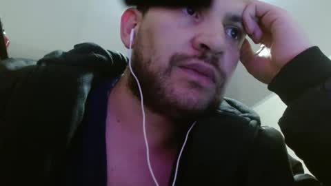 Snapshot of camiloking17 chatting on 02-04-25, 06:04 camilo online show from 02-04-25, 06:04