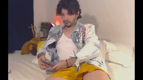 Snapshot of camilosaennz chatting on 01-08-25, 08:06 camilo online show from 01-08-25, 08:06