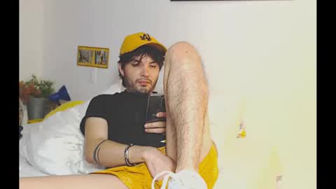 Snapshot of camilosaennz chatting on 01-13-25, 12:51 camilo online show from 01-13-25, 12:51