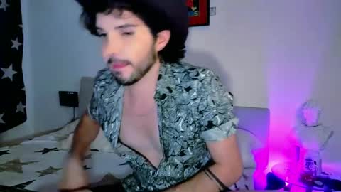 Snapshot of camilosaennz chatting on 10-06-25, 04:32 camilo online show from 10-06-25, 04:32