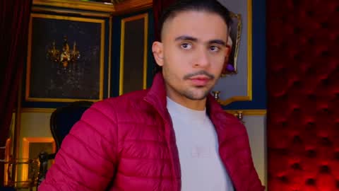 CLICK HERE  --   online show from 12-03-24, 11:55