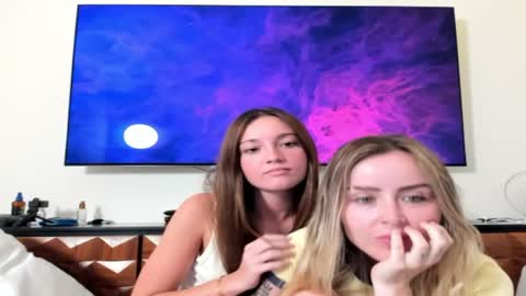 Camiyshanaa2 online show from 05-06-26, 11:43