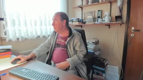 Cammee online show from 01-04-25, 02:35