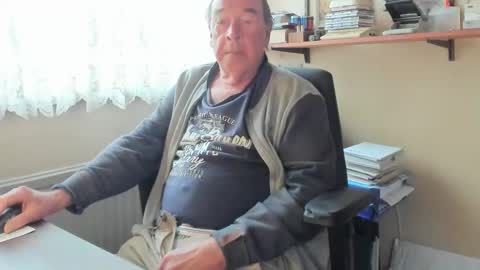 Snapshot of cammee chatting on 03-14-26, 09:15 Cammee online show from 03-14-26, 09:15