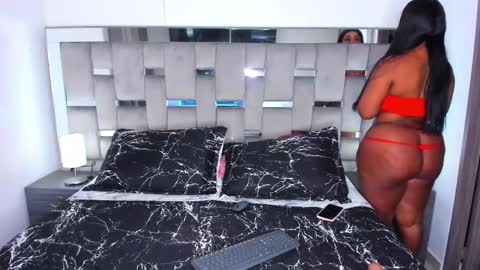 Camila online show from 09-18-25, 10:28