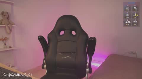 Snapshot of cammile_cole chatting on 03-07-26, 04:37 Laura Camila online show from 03-07-26, 04:37