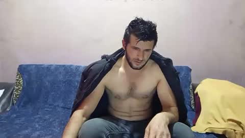 Snapshot of camshow22cm chatting on 01-13-26, 07:52 FREMAN online show from 01-13-26, 07:52