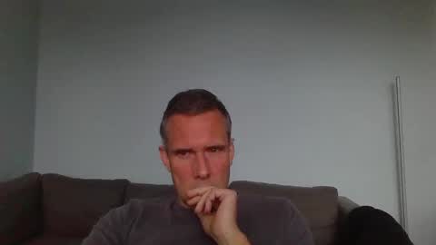 Snapshot of camslave74xx chatting on 01-28-25, 10:34 camslave74xx online show from 01-28-25, 10:34